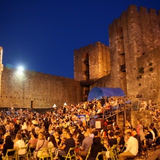 Teatar Magarece Godine_resize