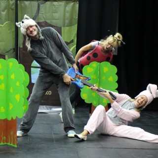 Cudna-suma-3naslovna