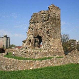 39522463_911879939004366_8139458239944196096_n