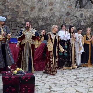 70498415_2362931937260585_9101704585545777152_n