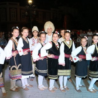 Folklor Kul leto_01