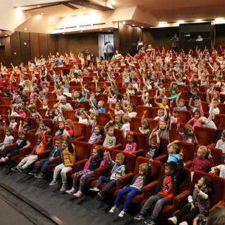 Humanitarna predstava_08